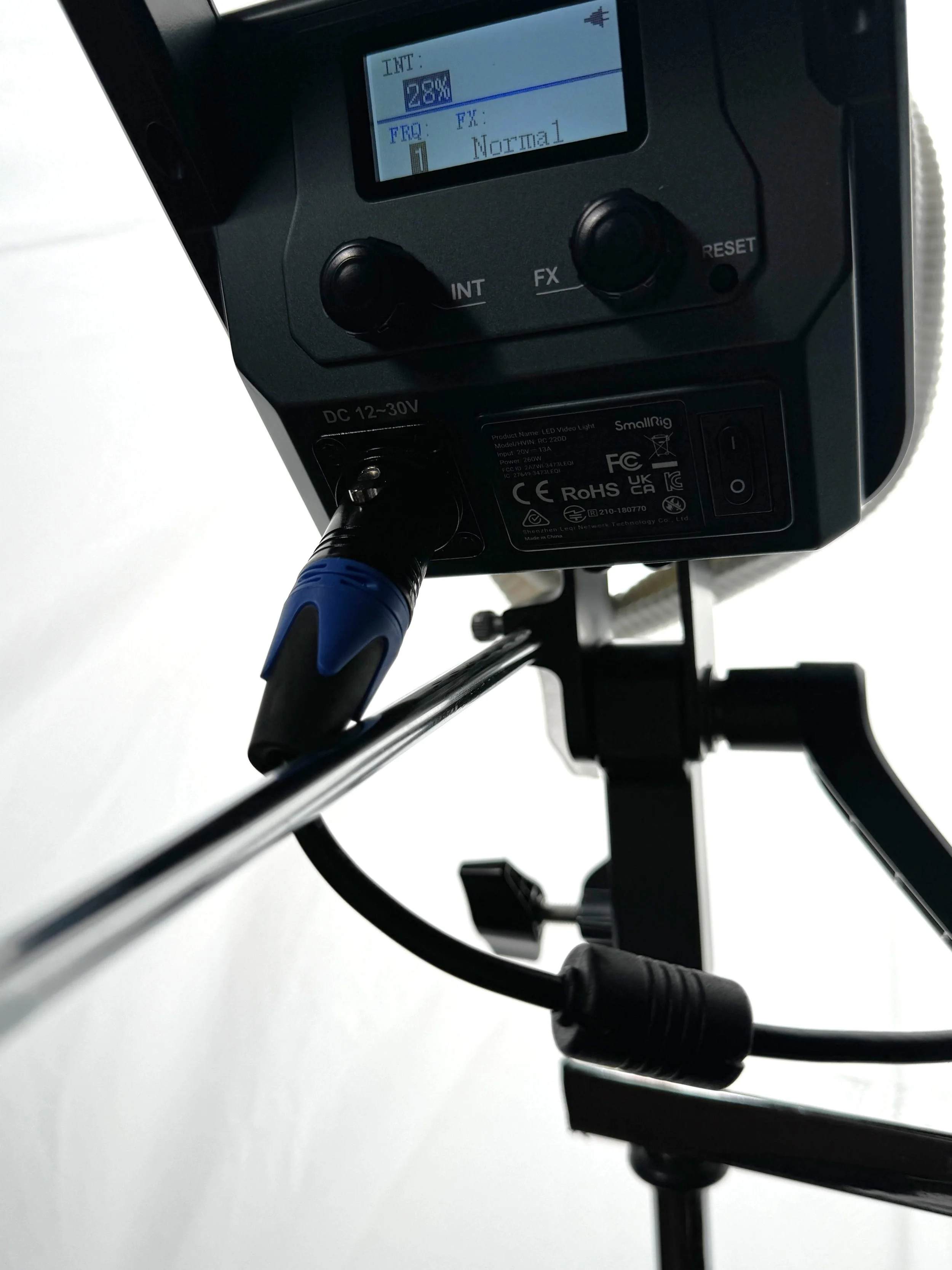 SmallRig RC220D Continuous Light Review: Great Performance with a